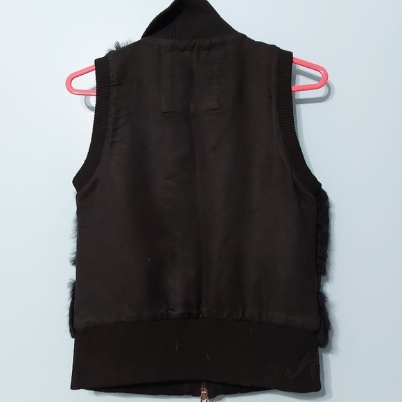 Abercrombie & Fitch Black Faux Fur Vest - Picture 2 of 7